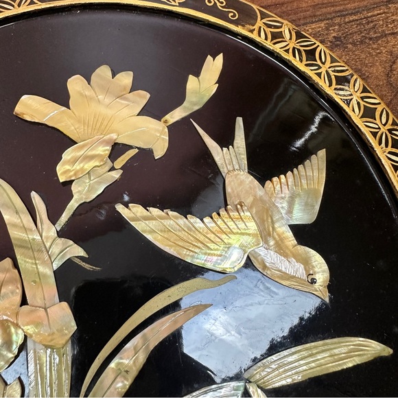 1950s Chinoiserie Black Lacquer Mother of Pearl Wall Art 10” Birds and Flowers - Picture 6 of 6